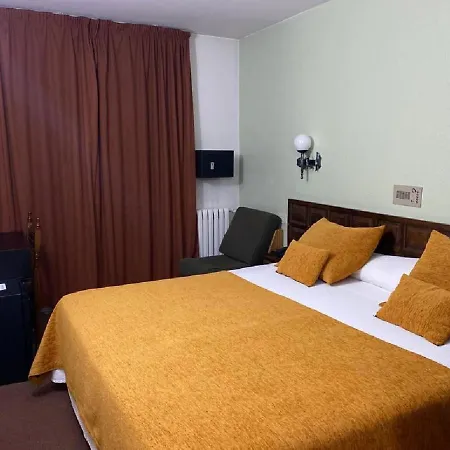 Hotel Folch Sant Julià de Lòria
