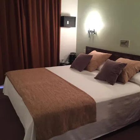 Hotel Folch 3*
